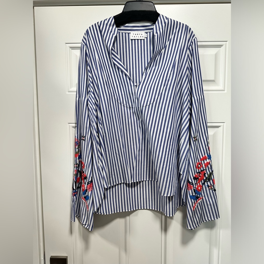 Embroidered long sleeve shirt size 6 Tanya Taylor
